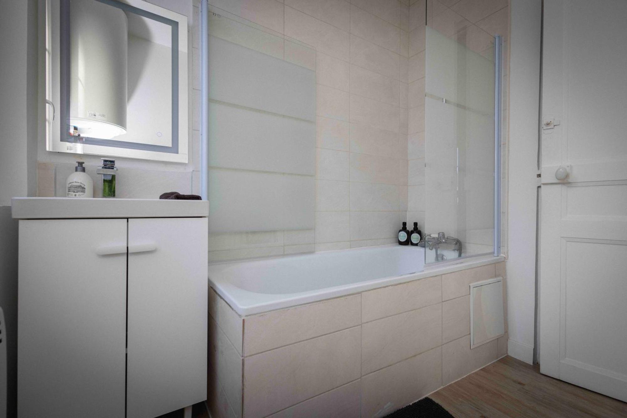 Evasion Zen Tropic Au Coeur De Chateaudun Ngoại thất bức ảnh